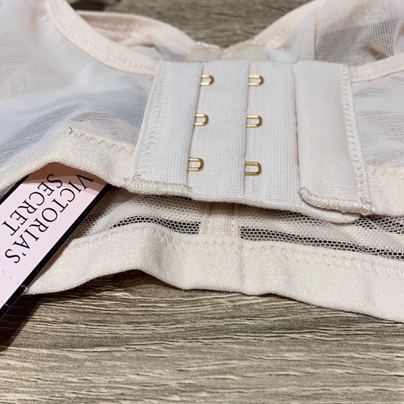 Victoria’s Secret Lace Bra 38DD New NWT sports - Picture 8 of 11